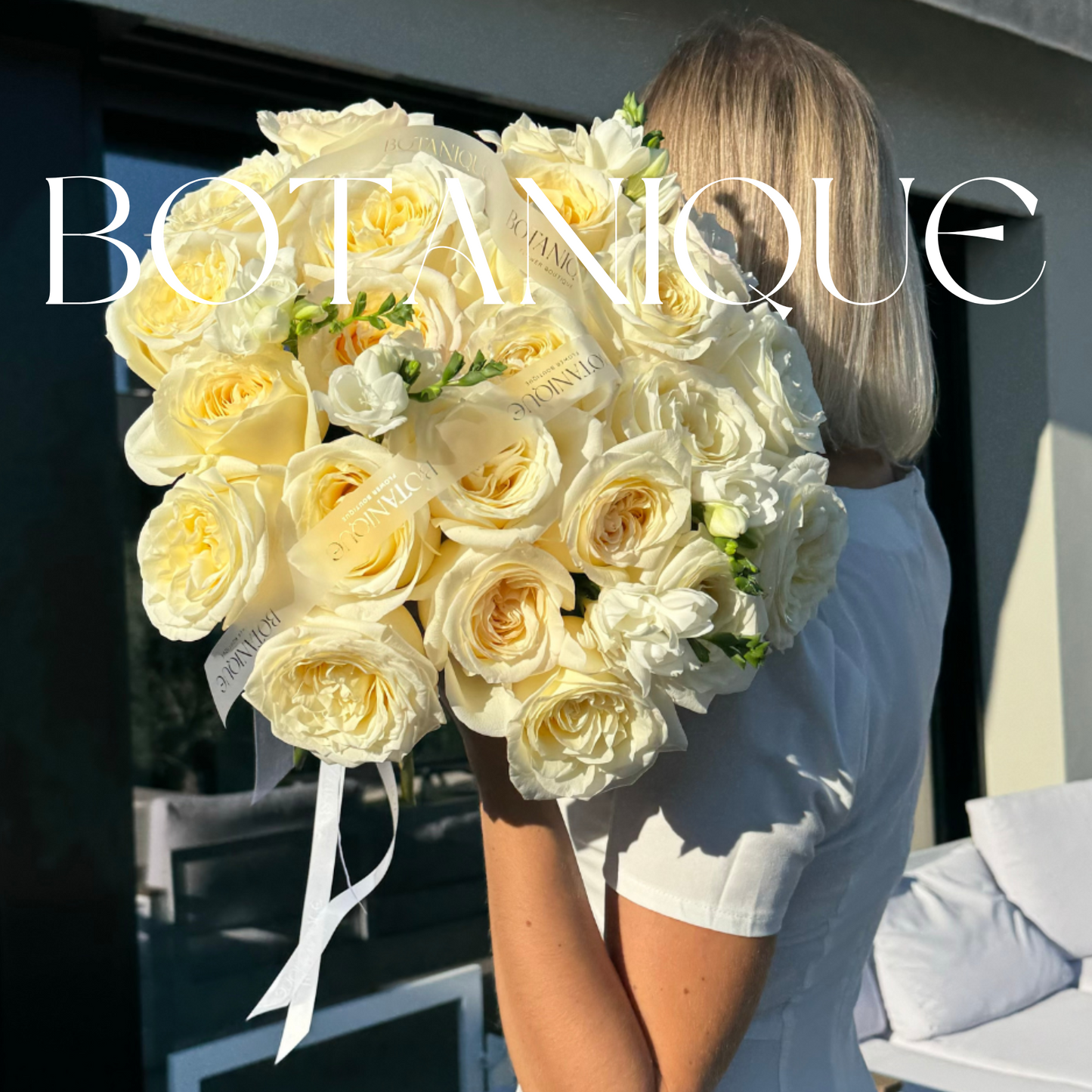 Bouquet of white roses and freesia